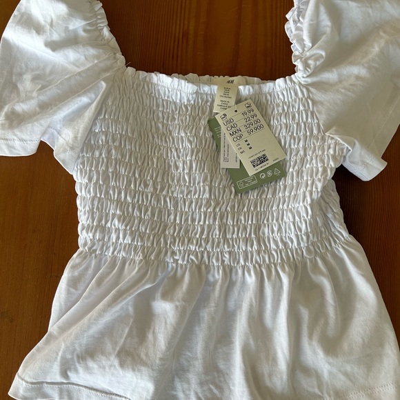 White Peplum Top NWT - Picture 2 of 3